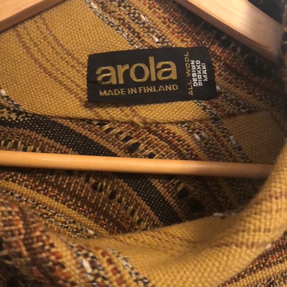Vintage AROLA 1970s (made in Finland) Poncho - Picture 2 of 7
